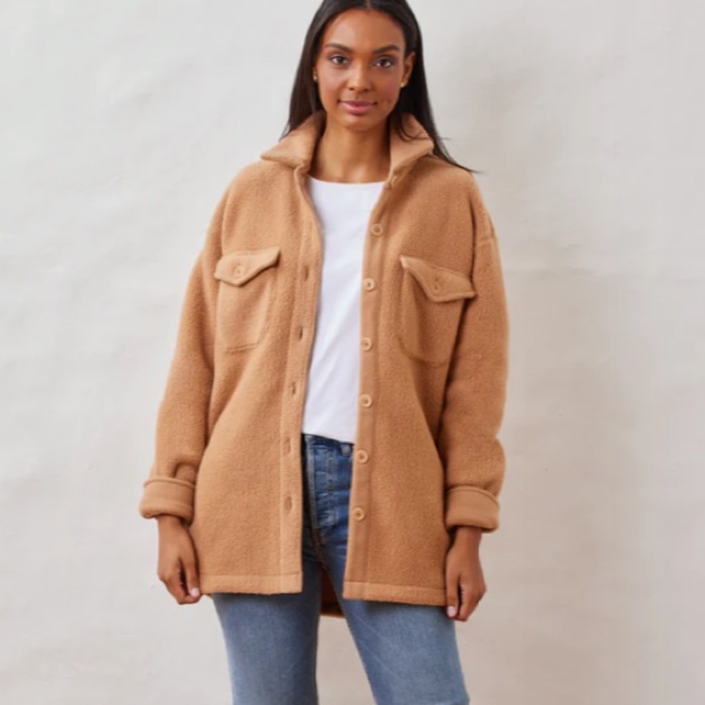DUDLEY STEPHENS SHERPA FLEECE Sheephill Shacket in Camel SIZE:XS
